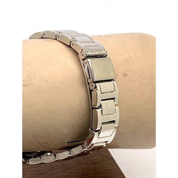 Juicy By Juicy Couture Women's Watch JC/5037 Quartz Multicolor Dial Silv… - Picture 9 of 13